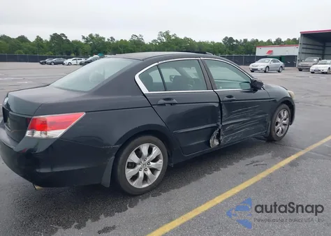 2010 Honda Accord 2.4 Ex z USA, uszkodzony, nr VIN 1HGCP2F77AA010448